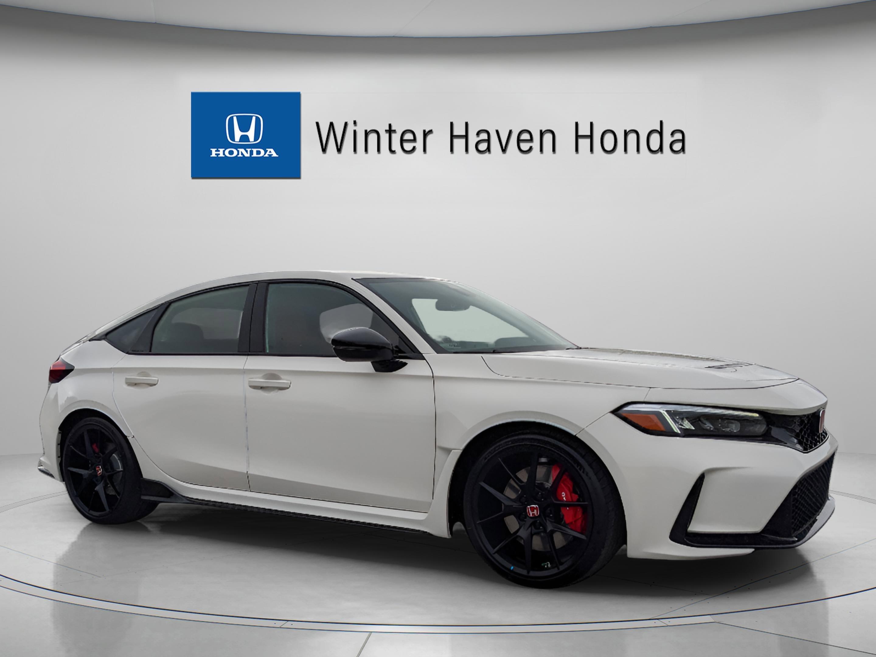 Honda Civic Type R - Thumbnail 2