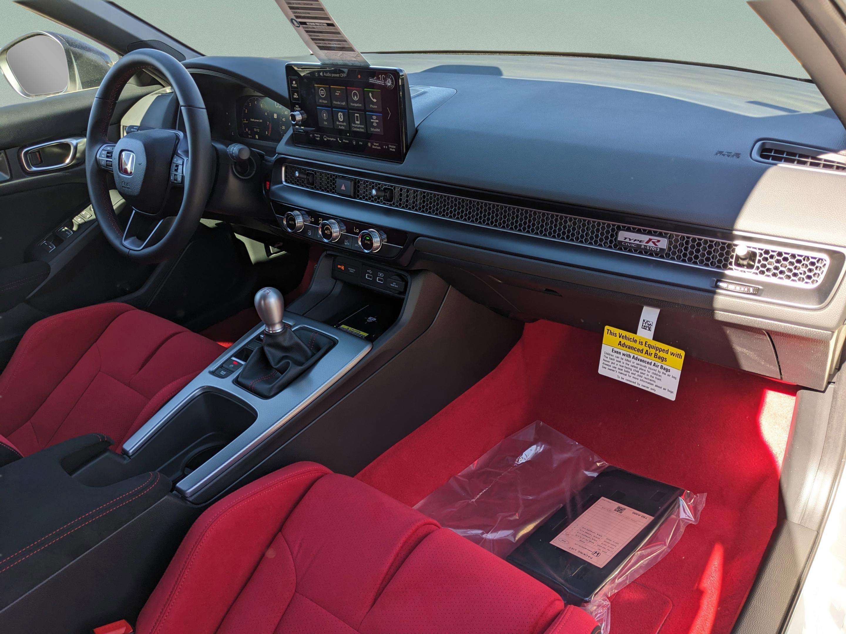 Honda Civic Type R - Thumbnail 15