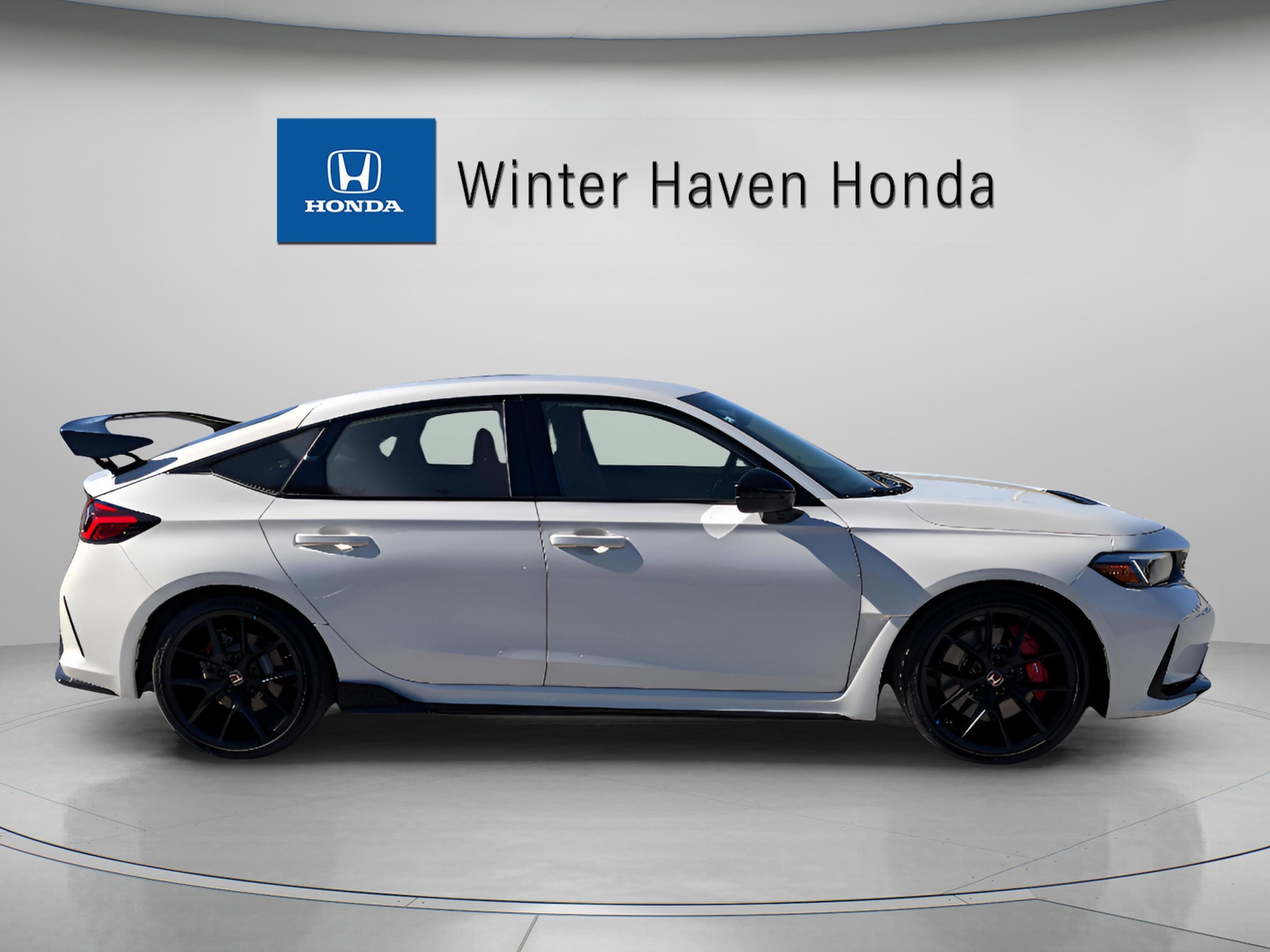 Honda Civic Type R - Thumbnail 8