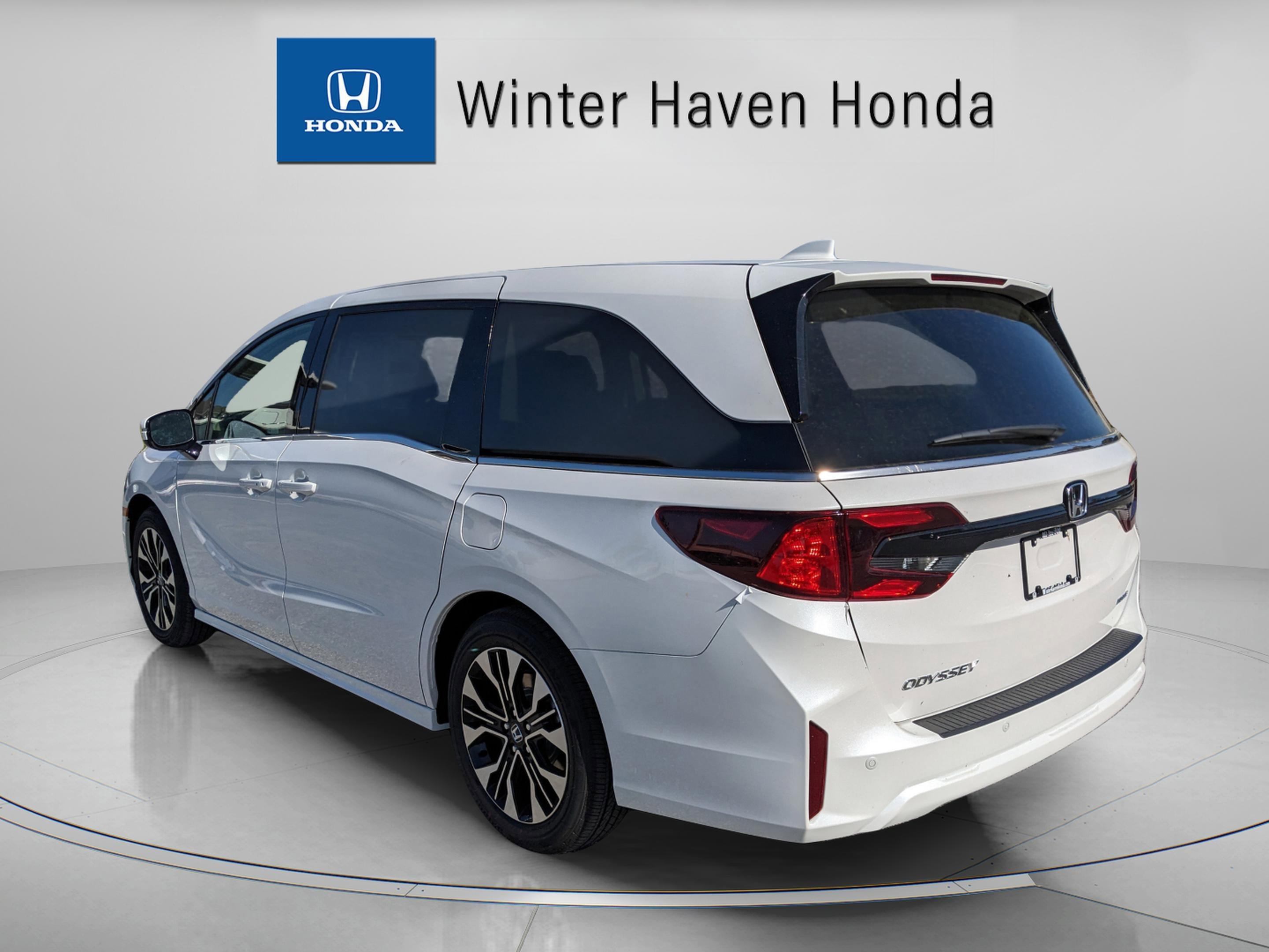 Honda Odyssey Elite - Thumbnail 5