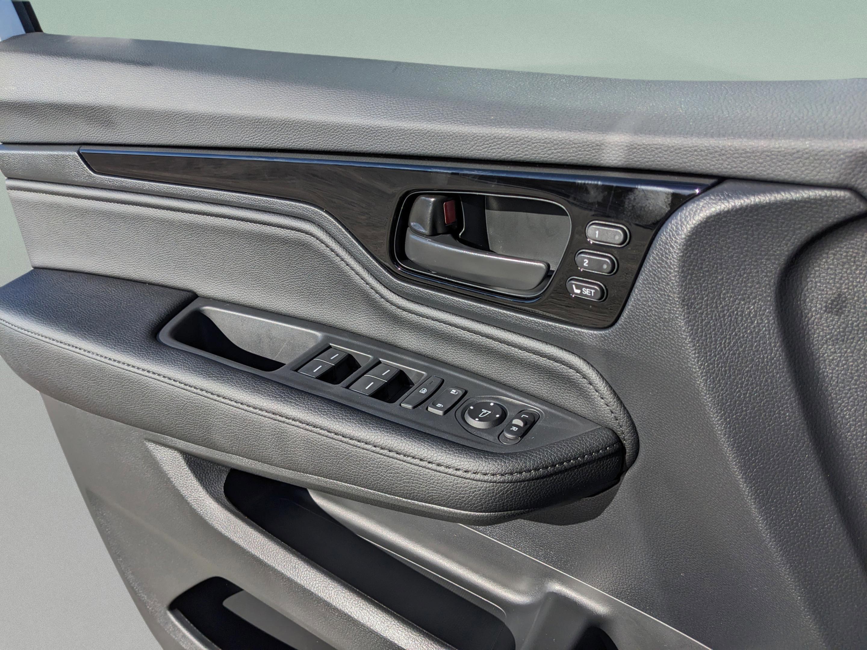 Honda Odyssey Touring - Thumbnail 19