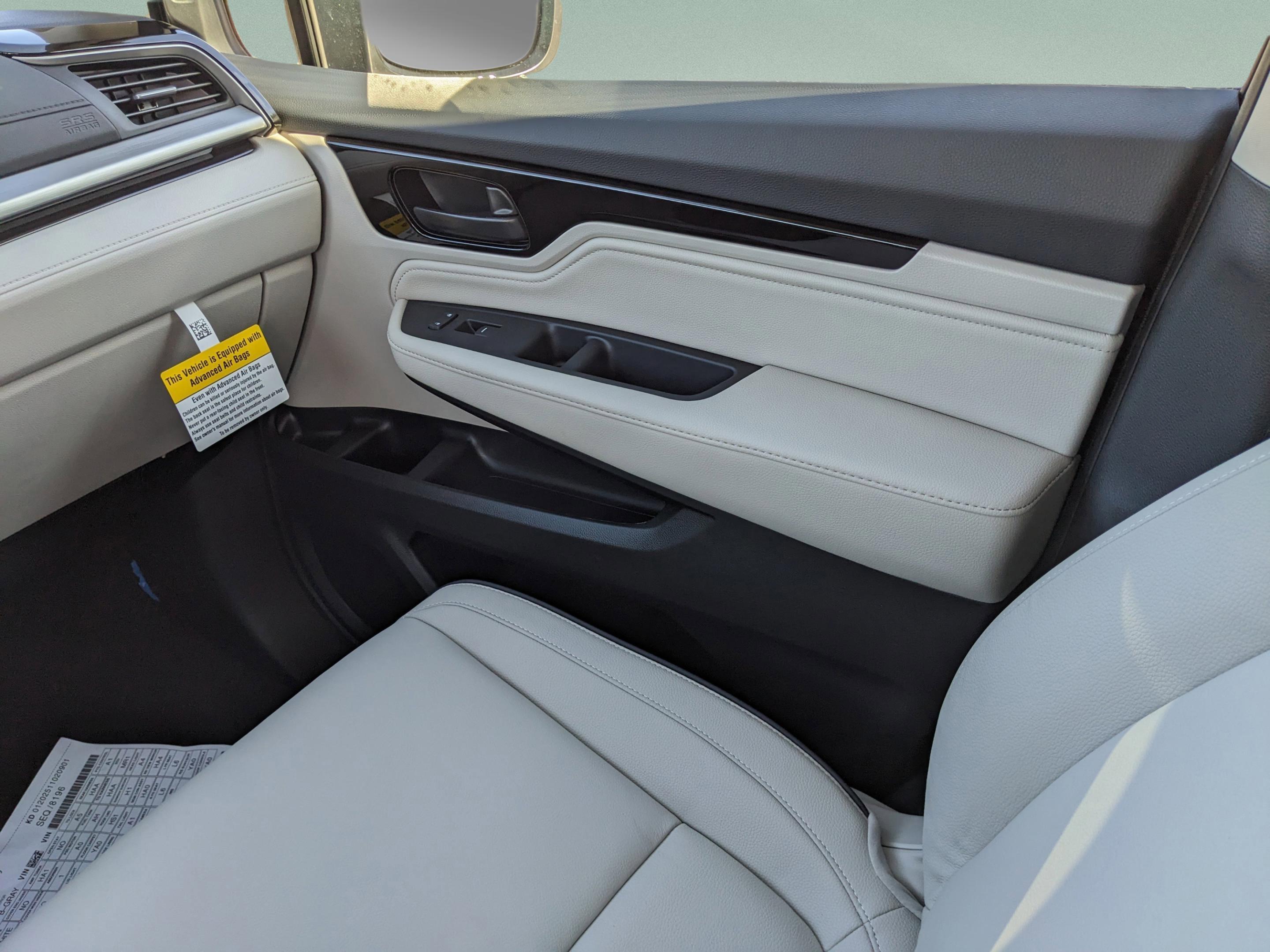 Honda Odyssey Touring - Thumbnail 13