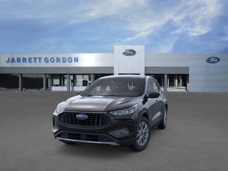 Ford Escape - Thumbnail 2