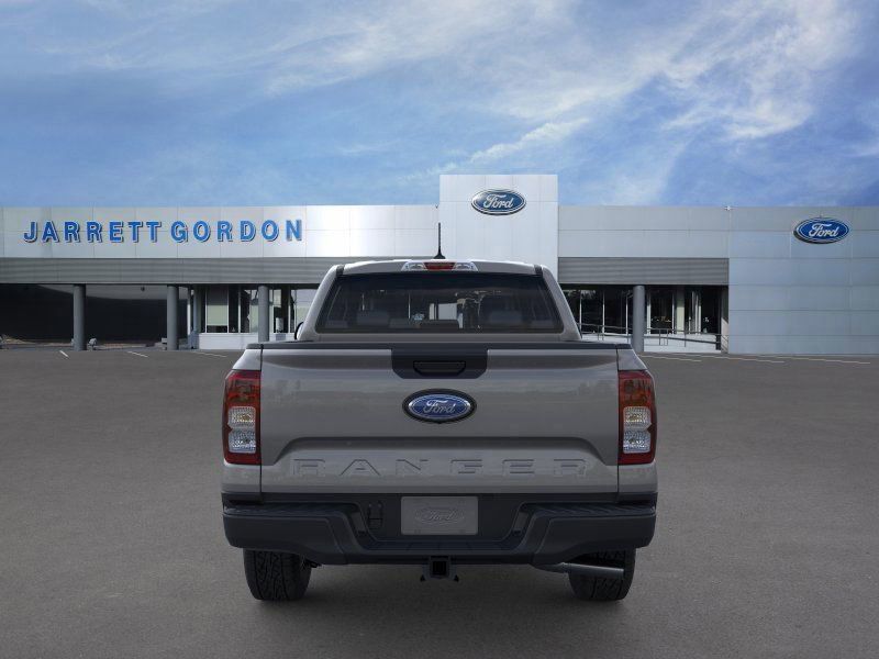 Ford Ranger - Thumbnail 5