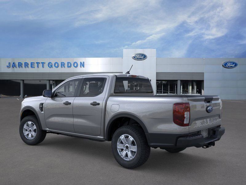 Ford Ranger - Thumbnail 4