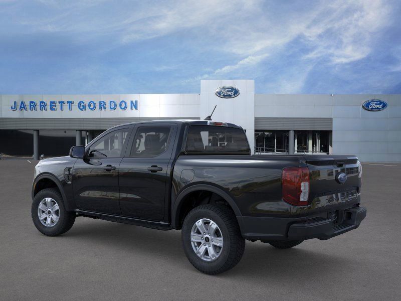 Ford Ranger - Thumbnail 4