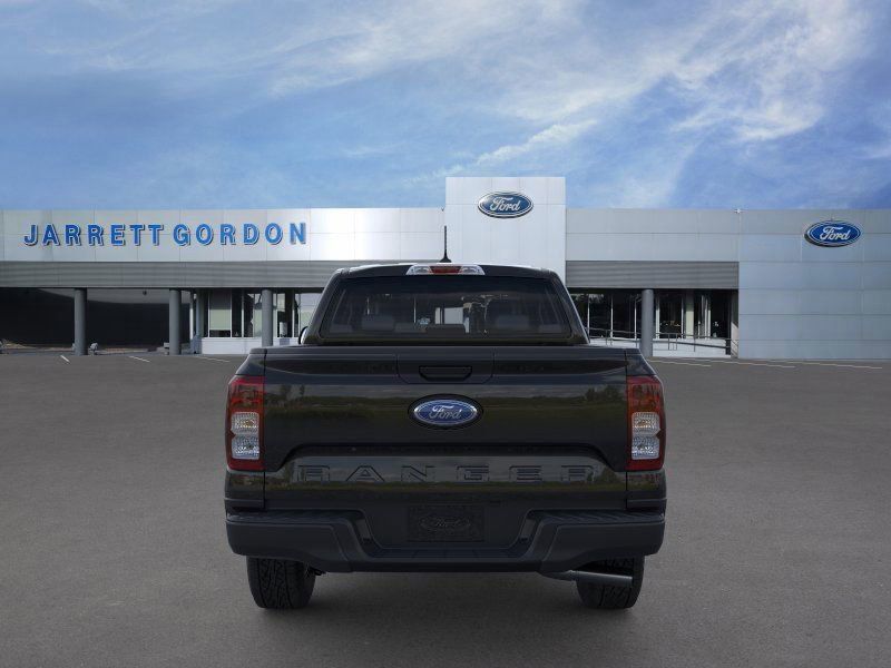 Ford Ranger - Thumbnail 5