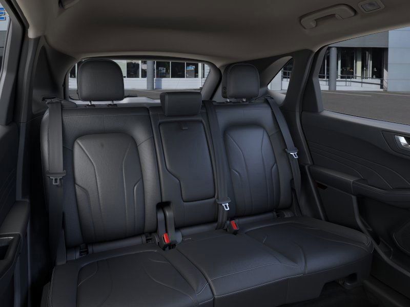 Ford Escape - Thumbnail 11