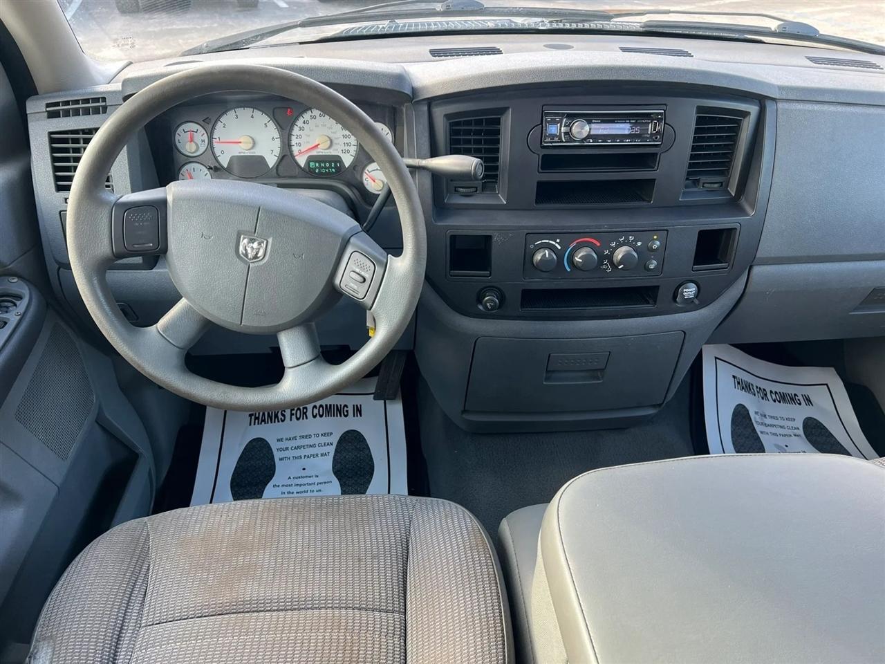 Dodge Ram 1500St Quad Cab 2Wd - Thumbnail 17