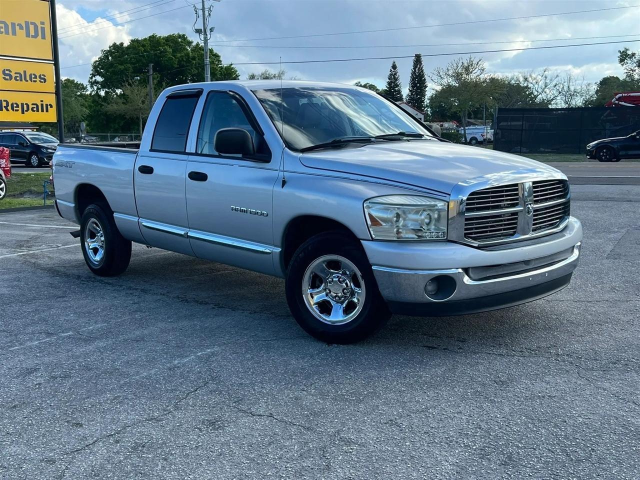 Dodge Ram 1500St Quad Cab 2Wd - View 1