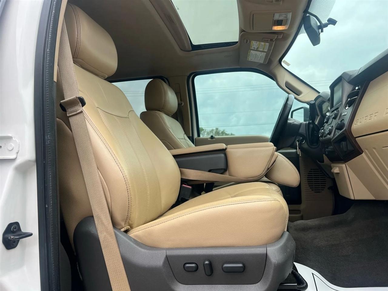 Ford F-250 Sdlariat Crew Cab 4Wd - Thumbnail 14