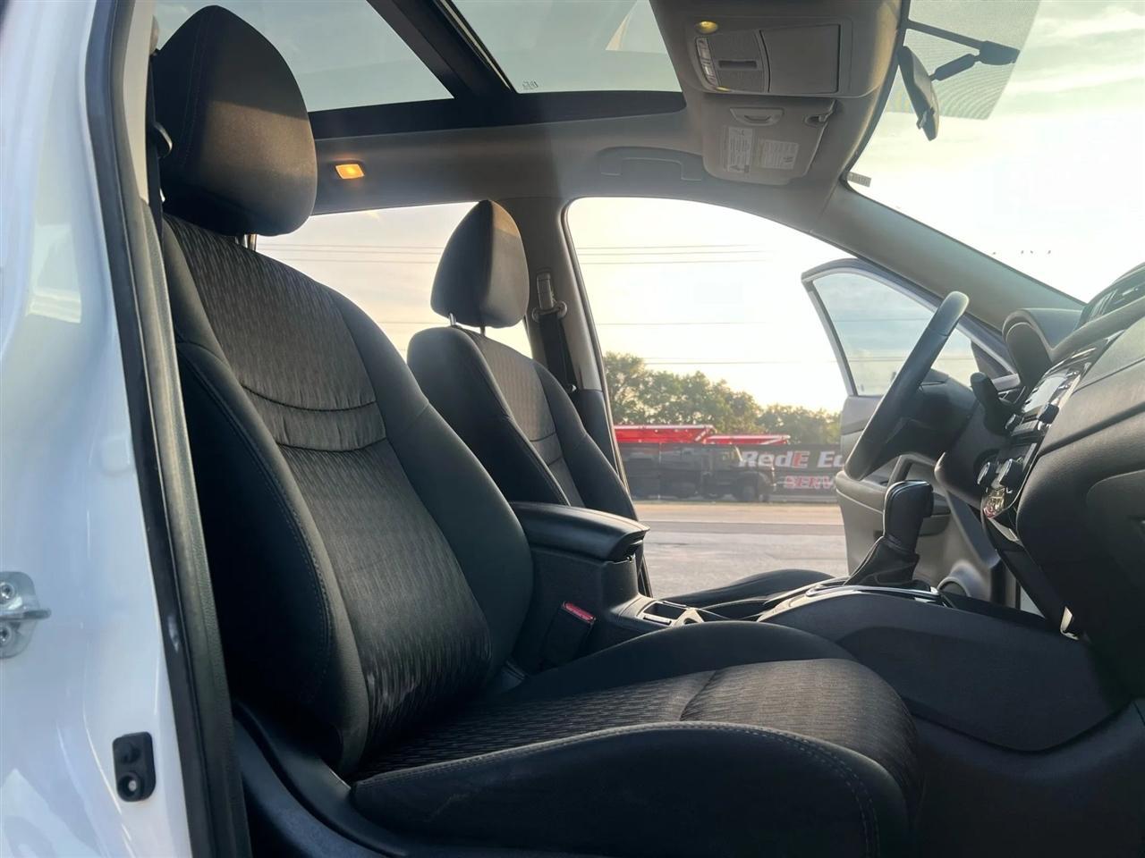 Nissan Roguesv 2Wd - Thumbnail 13