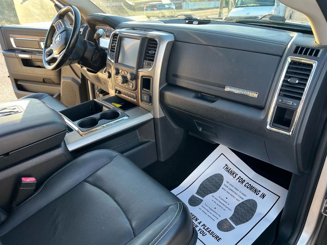 Ram 2500Laramie Crew Cab Swb 4Wd - Thumbnail 13