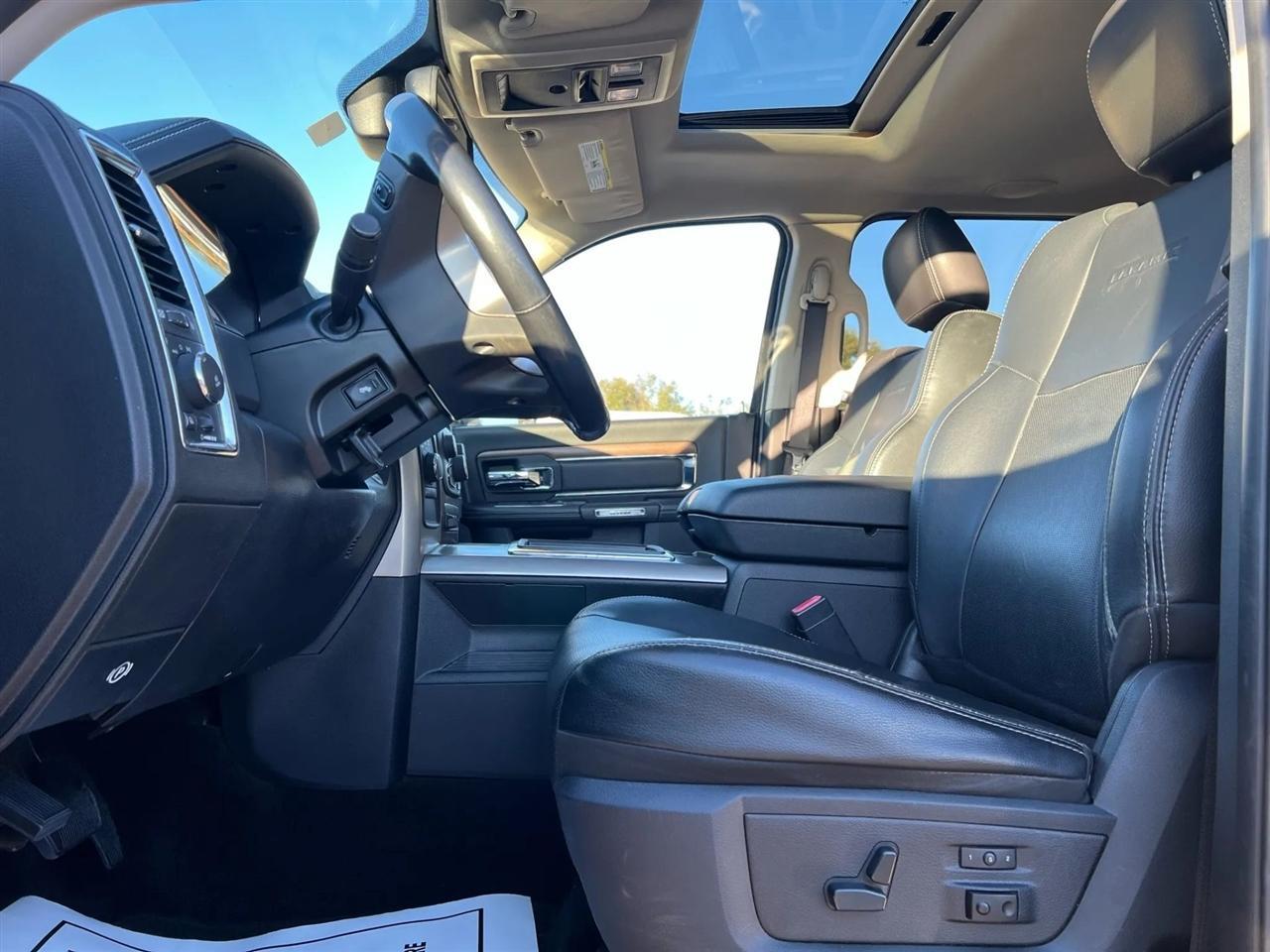 Ram 2500Laramie Crew Cab Swb 4Wd - Thumbnail 11