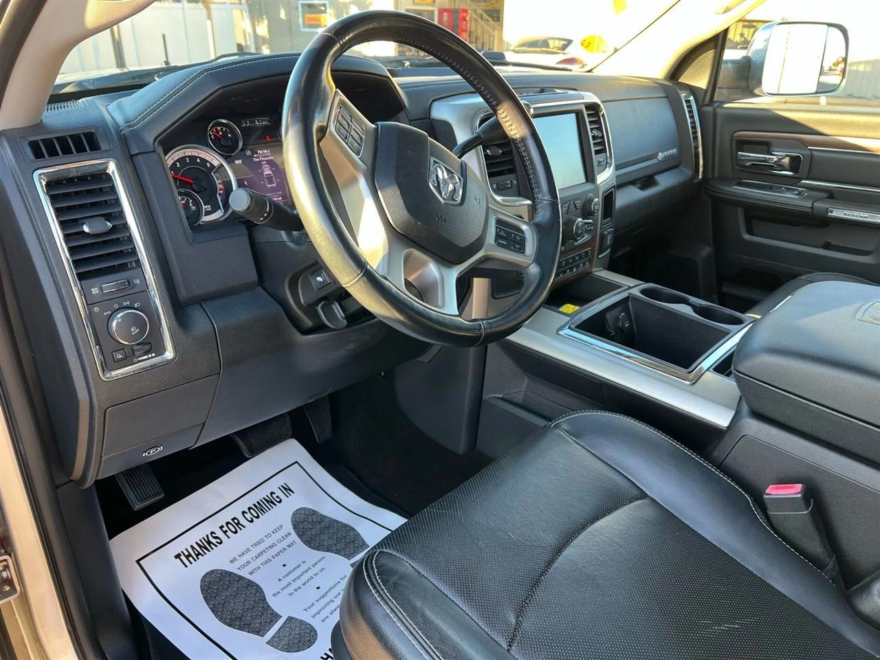 Ram 2500Laramie Crew Cab Swb 4Wd - Thumbnail 10