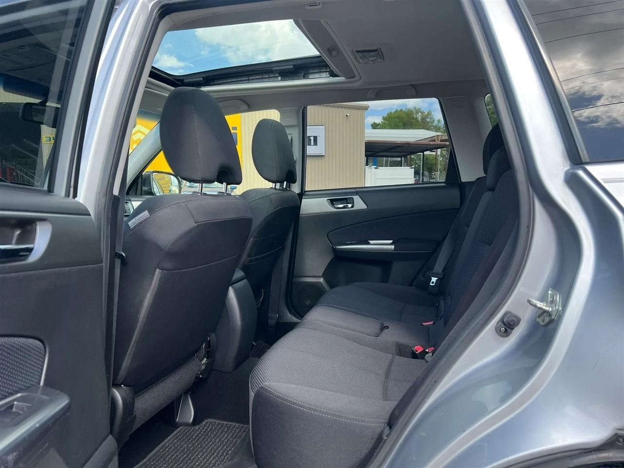 Subaru Forester2.5X Premium - Thumbnail 11