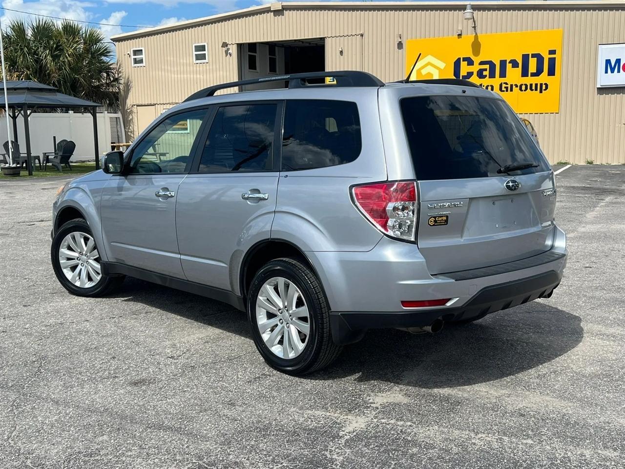 Subaru Forester2.5X Premium - Thumbnail 5