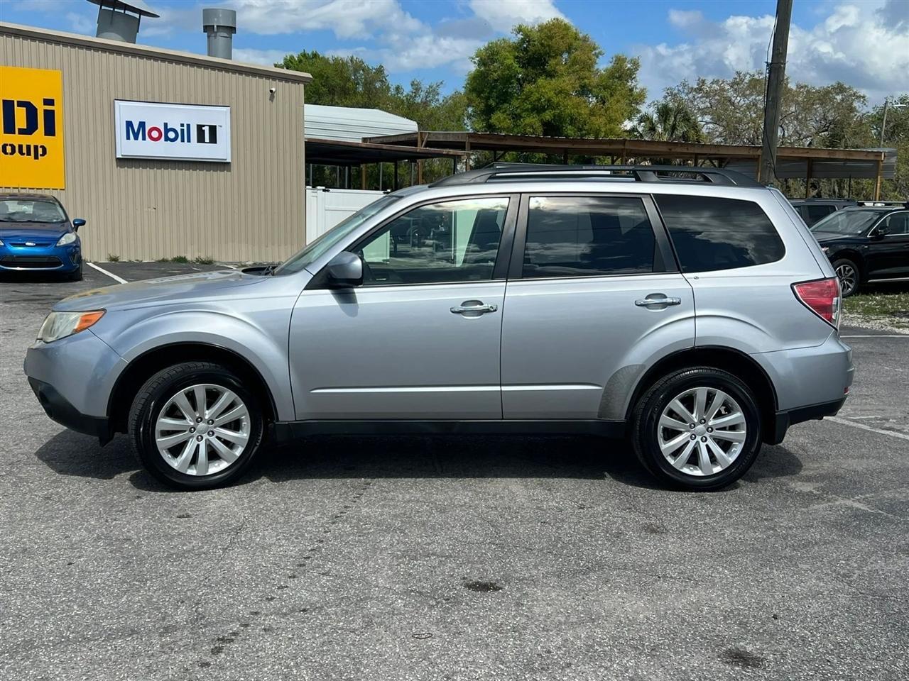 Subaru Forester2.5X Premium - Thumbnail 6