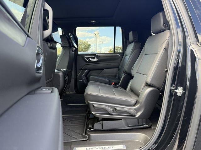 Chevrolet Suburban Z71 - Thumbnail 13