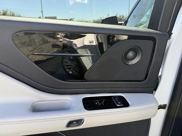 Lincoln Aviator Premiere - Thumbnail 15