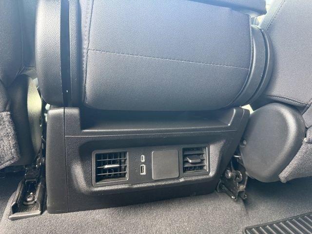 Chevrolet Silverado 2500 Hd Custom - Thumbnail 14