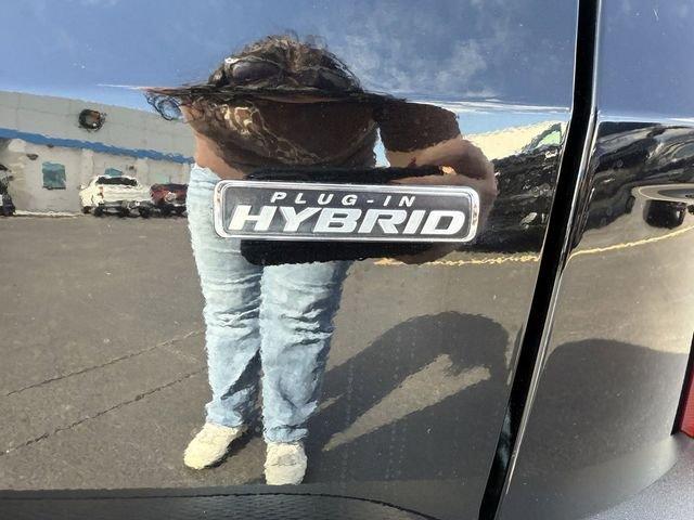 Ford Escape Plug-In Hybrid Base - Thumbnail 11