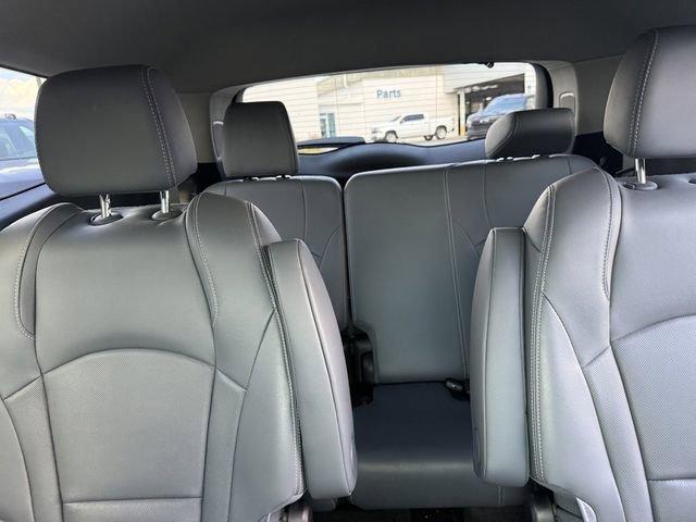 Buick Enclave Premium - Thumbnail 16