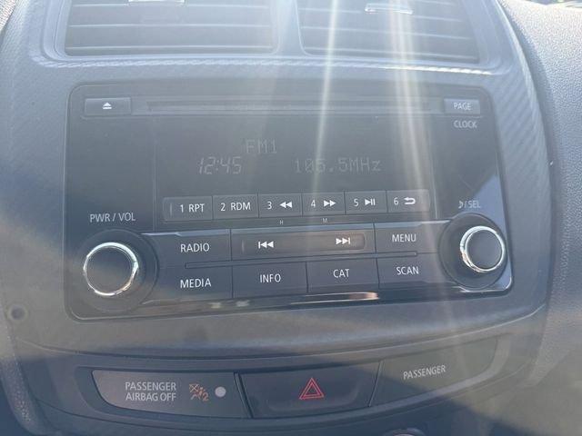 Mitsubishi Outlander Sport Es - Thumbnail 19