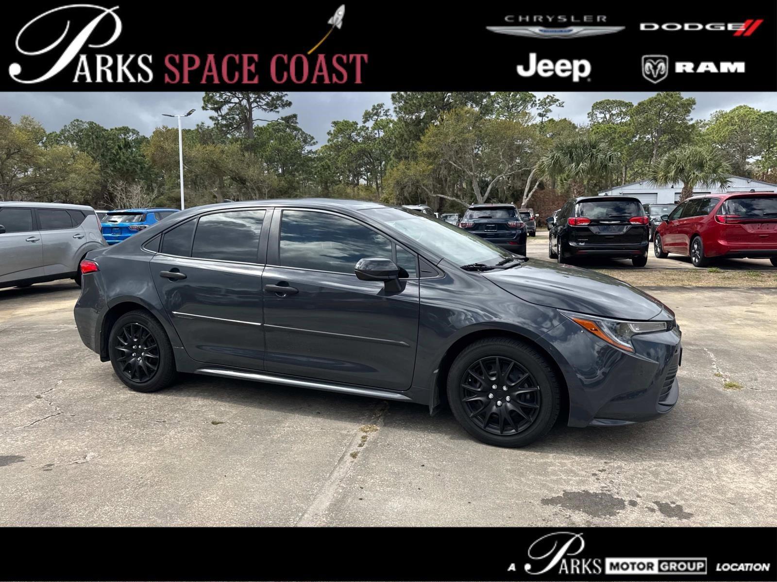 Toyota Corolla - View 1