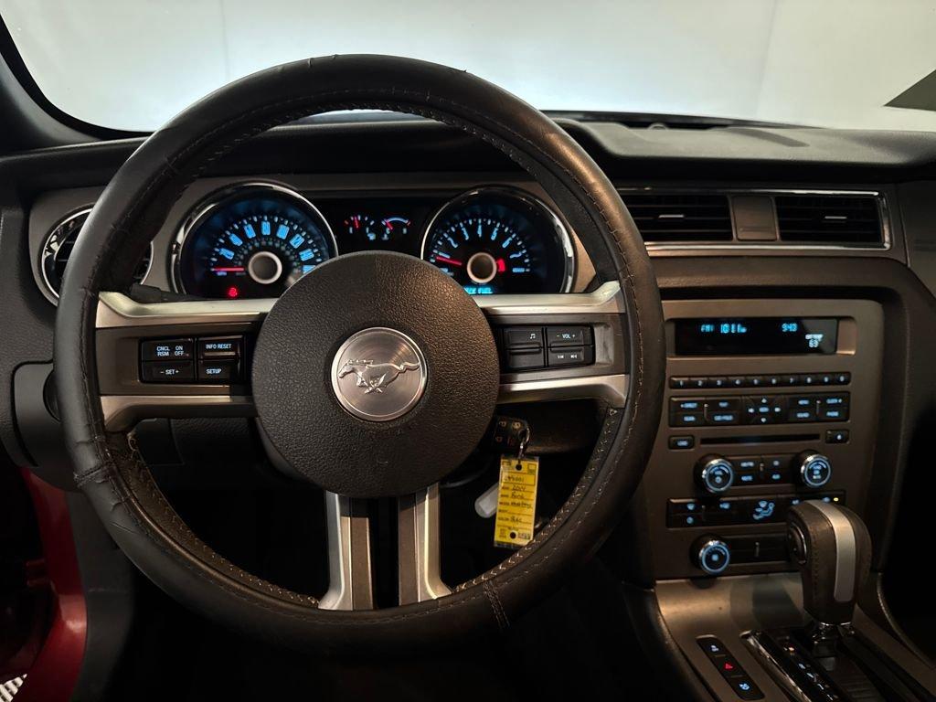 Ford Mustang V6 - Thumbnail 9