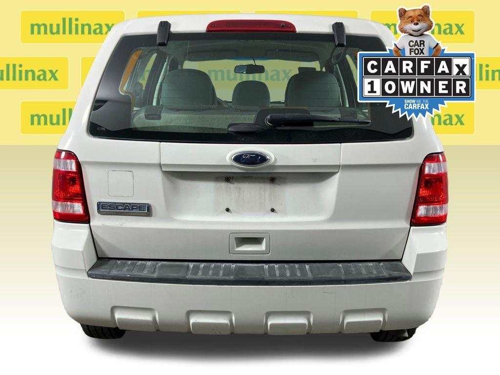 Ford Escape Xls - Thumbnail 10