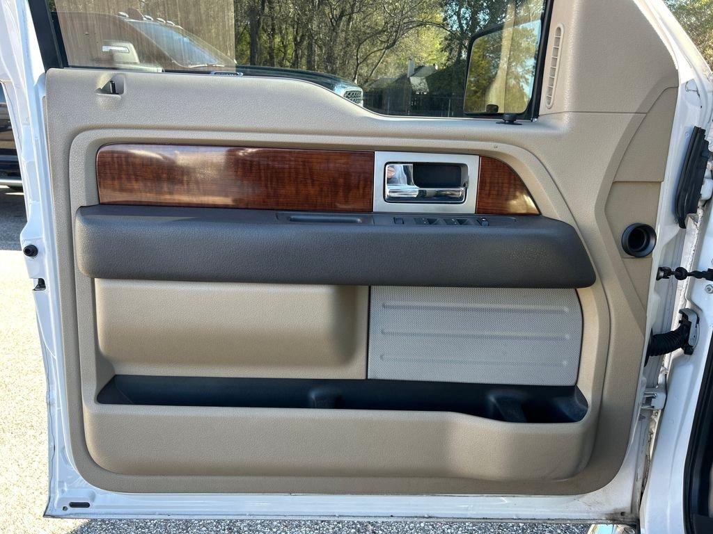 Ford F-150 Lariat - Thumbnail 8