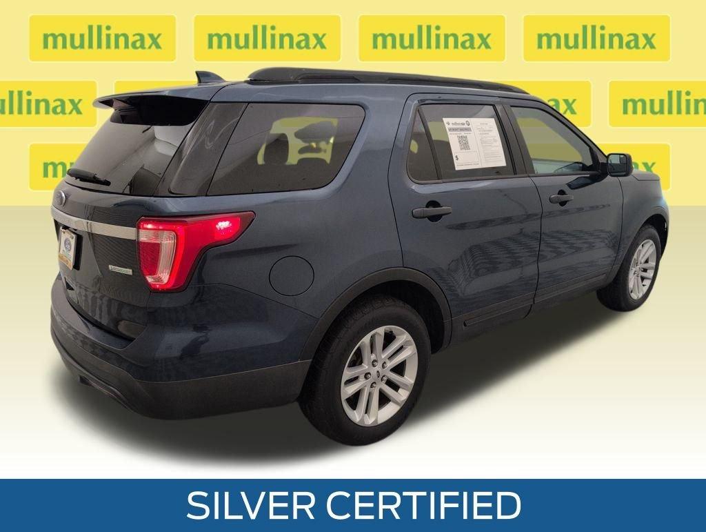 Ford Explorer Base - Thumbnail 4