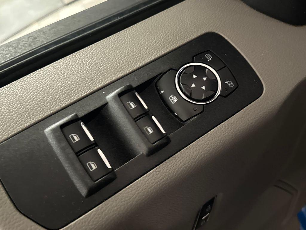 Ford F-150 Xl - Thumbnail 17