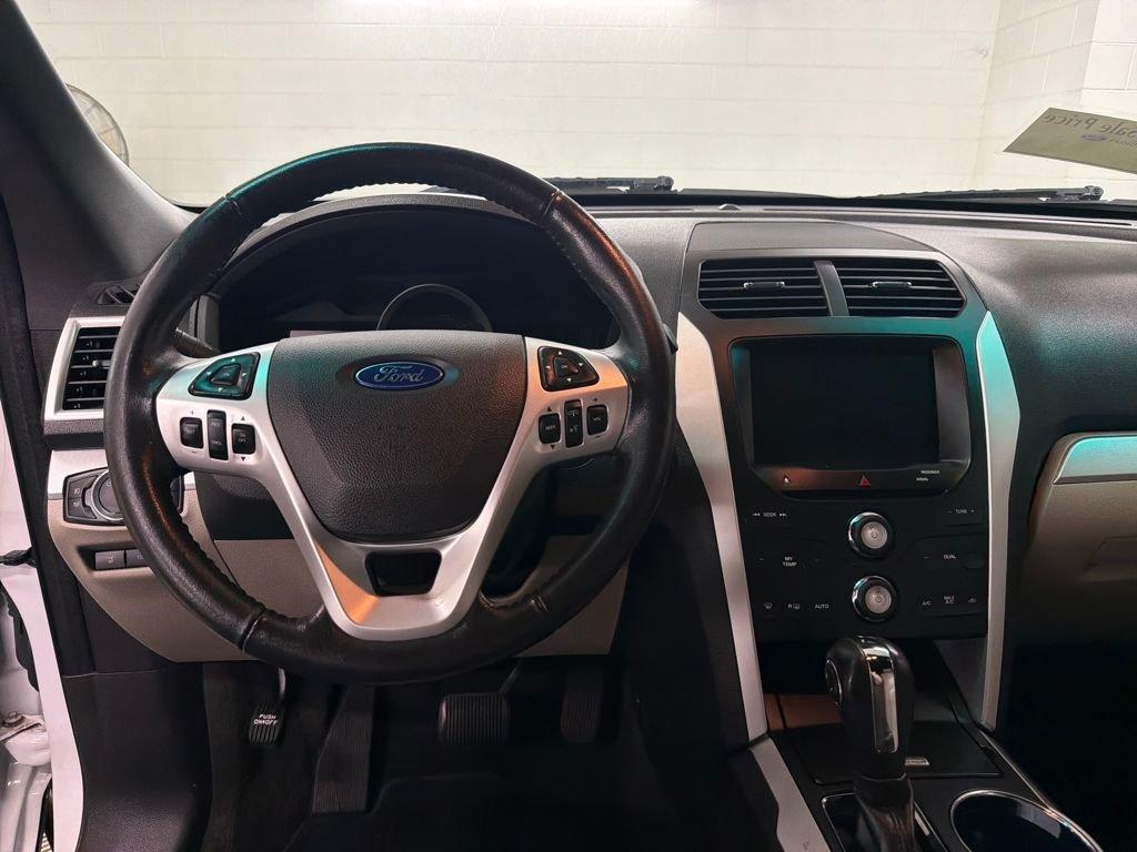 Ford Explorer Xlt - Thumbnail 8