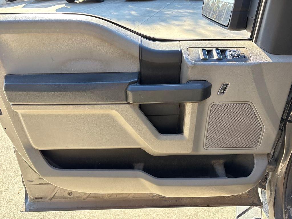 Ford F-150 Xl - Thumbnail 17