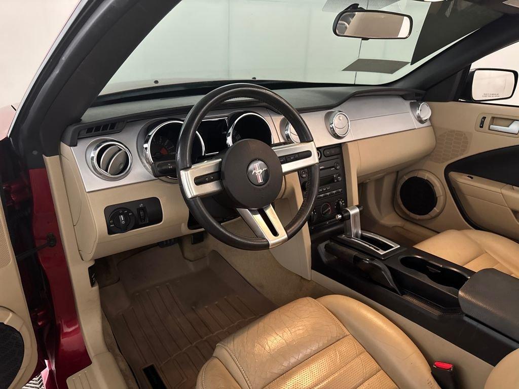 Ford Mustang Gt Premium - Thumbnail 6