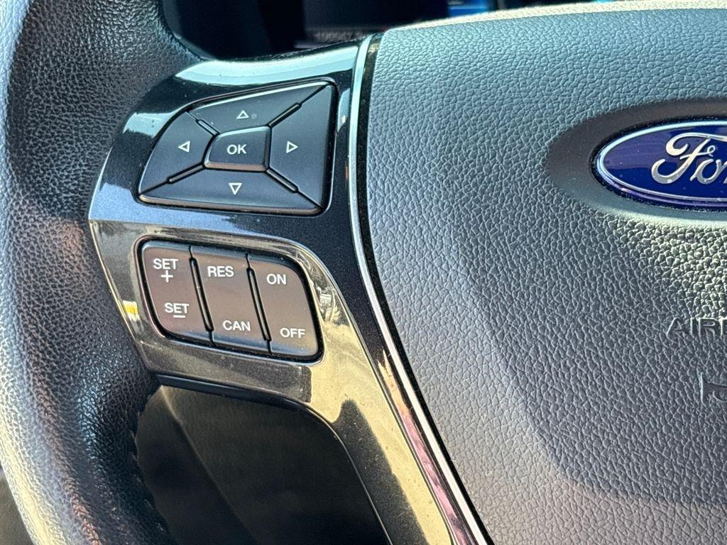 Ford Explorer Limited - Thumbnail 19