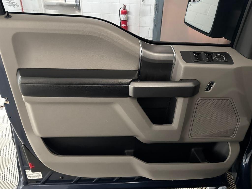 Ford F-150 Xlt - Thumbnail 17