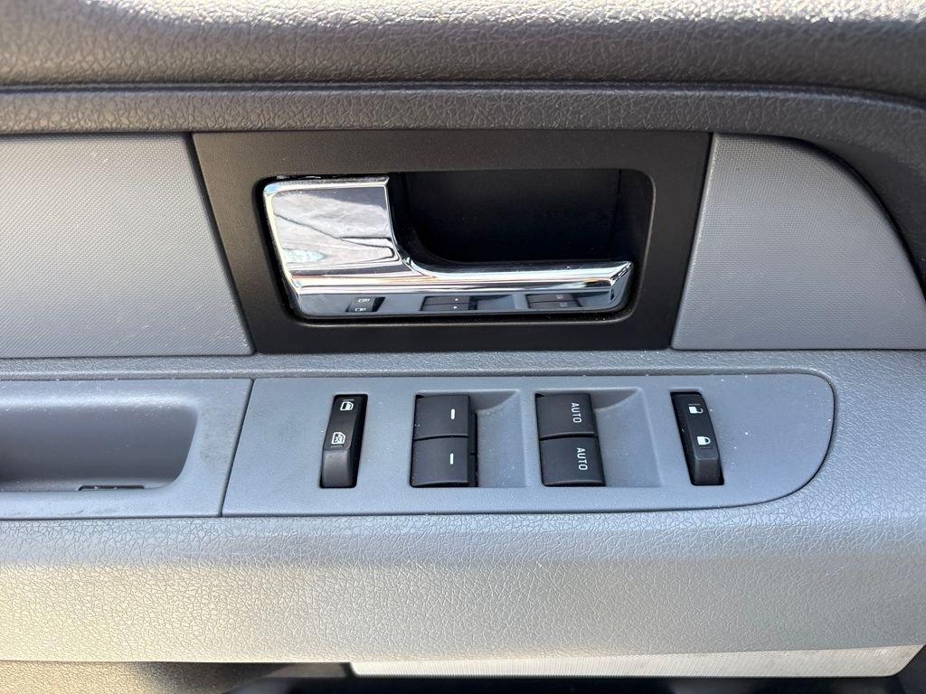 Ford F-150 Xlt - Thumbnail 17