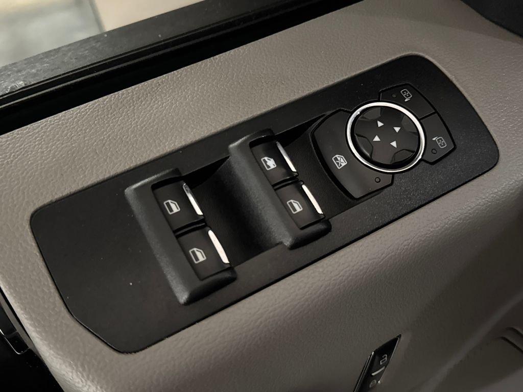 Ford F-150 Xlt - Thumbnail 13