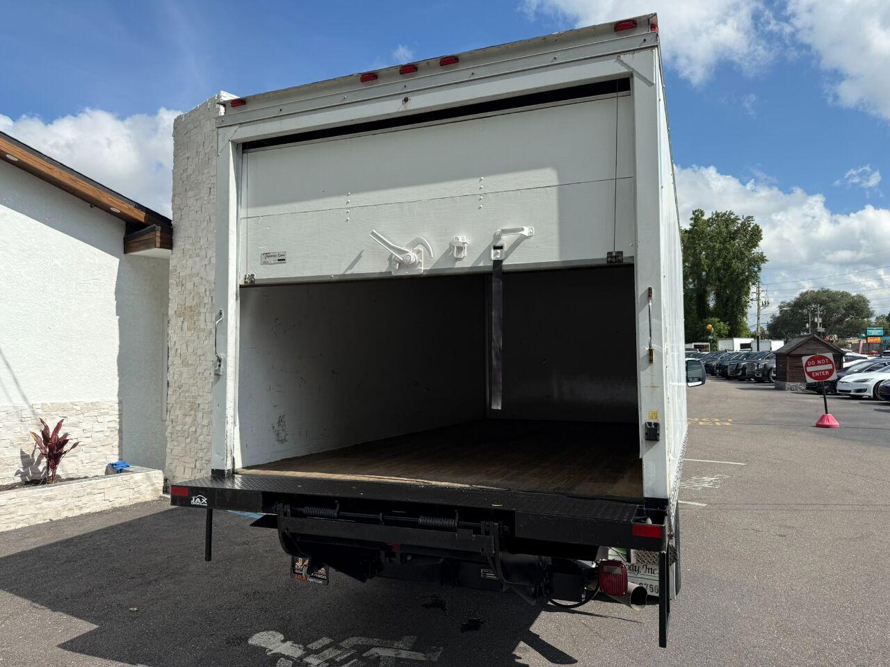 Chevrolet Express Commercial Cutaway - Thumbnail 14