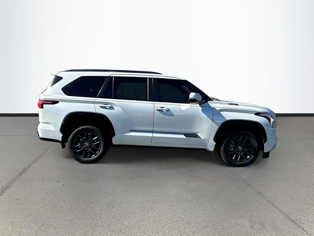 Toyota Sequoia Platinum - Thumbnail 9