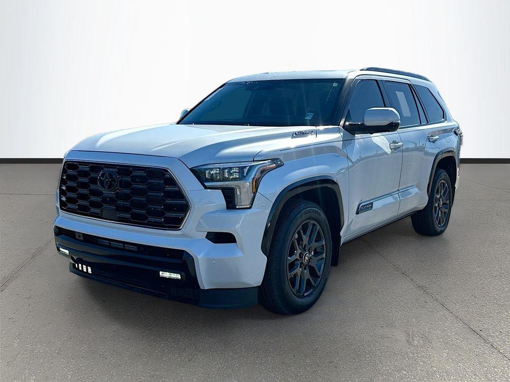 Toyota Sequoia Platinum - Thumbnail 4