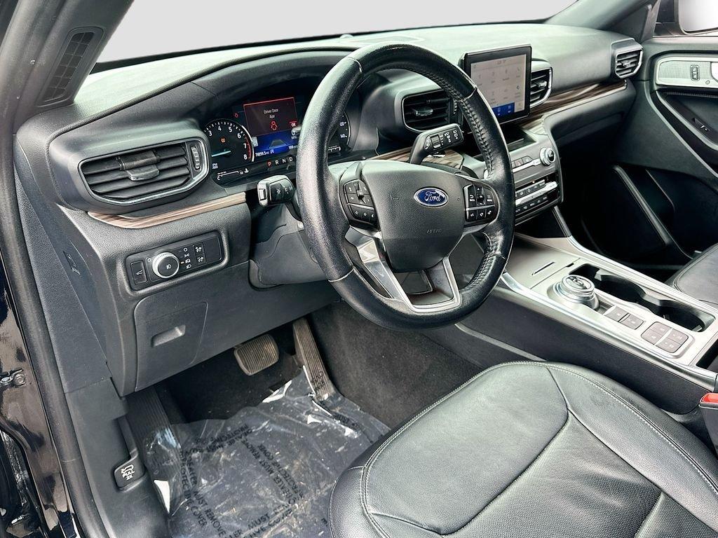 Ford Explorer Limited - Thumbnail 10