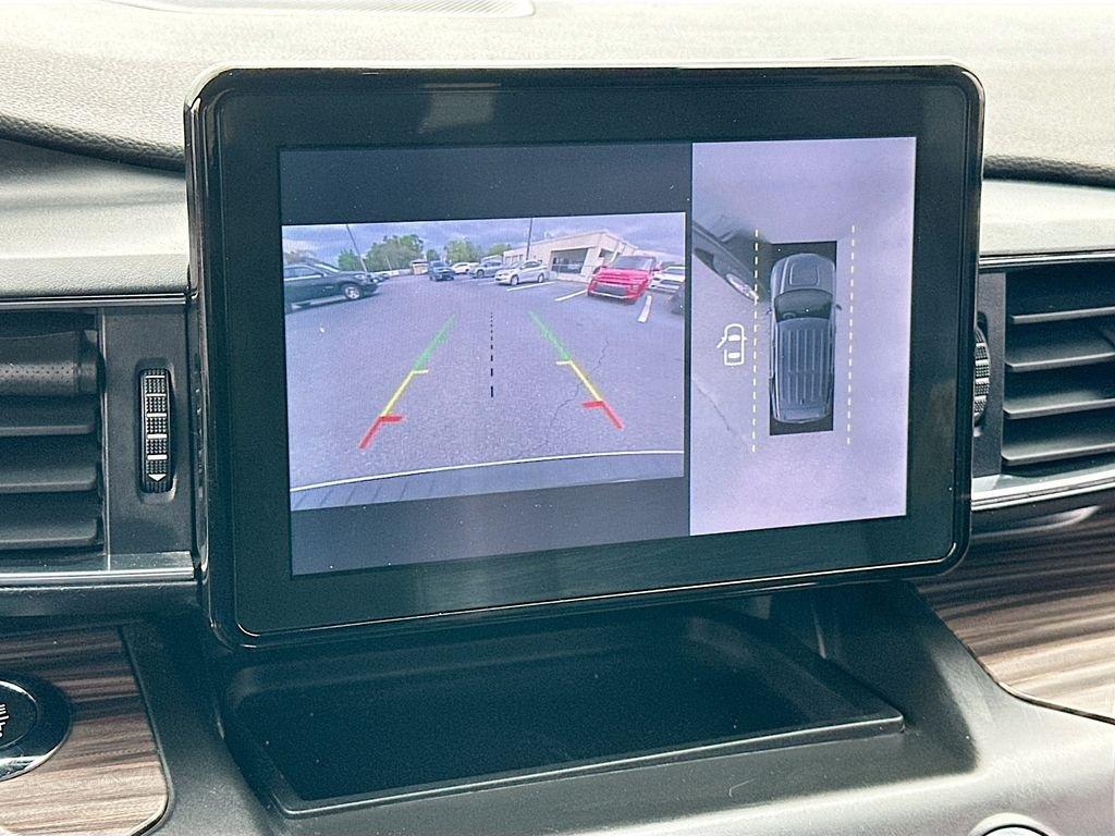 Ford Explorer Limited - Thumbnail 15