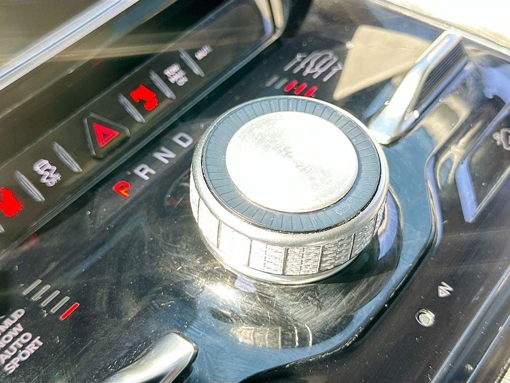 Jeep Wagoneer Series Iii - Thumbnail 18