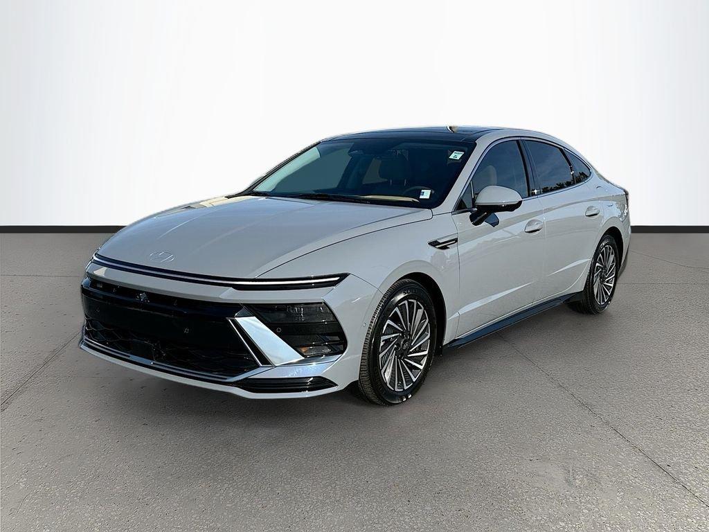 Hyundai Sonata Hybrid Limited - Thumbnail 4