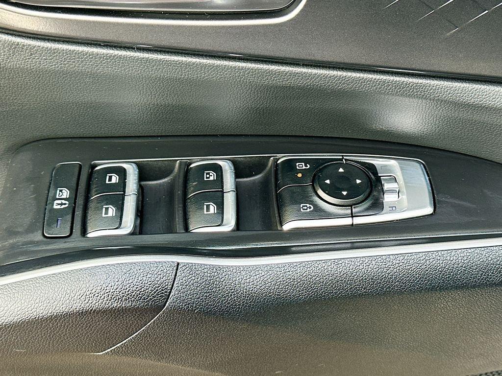 Kia Sorento S - Thumbnail 19