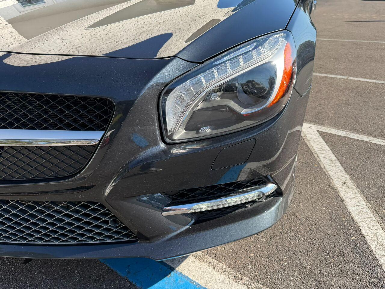 Mercedes-Benz SL-Class - Thumbnail 6